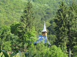 dan 
Biserica  de lemn "Sf. Arhangheli"- 1789 - Posaga de Sus - Alba 
2007-08-02 12:37:06