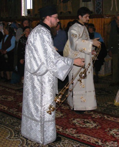 Diaconi la Sf. Liturghie