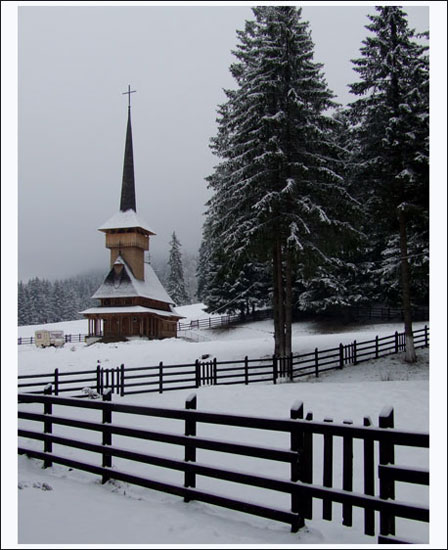 Biserica de lemn din Poiana Brasov
