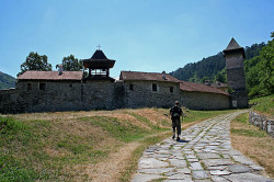 anecik 
monastyr Studenica 
2007-09-02 01:09:17