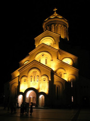 justa 
Tsminda Sameba / Holy Trinity cathedral in Tbilisi 
2007-09-17 23:07:57