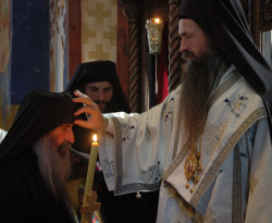 Radza 
монах Арсеније 
251 
2007-09-21 15:42:38