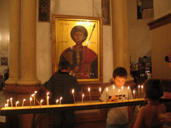 justa 
At the Tsminda Sameba cathedral in Tbilisi 
2007-09-25 20:18:04