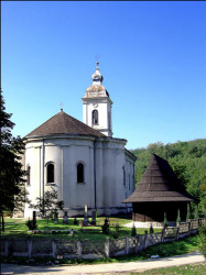 dragoj03 
Храм Рођења Пресвете Богородице, Четереже 
2007-09-29 22:12:03