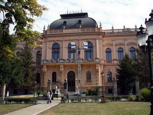 Патријаршијски двор - Сремски Карловци