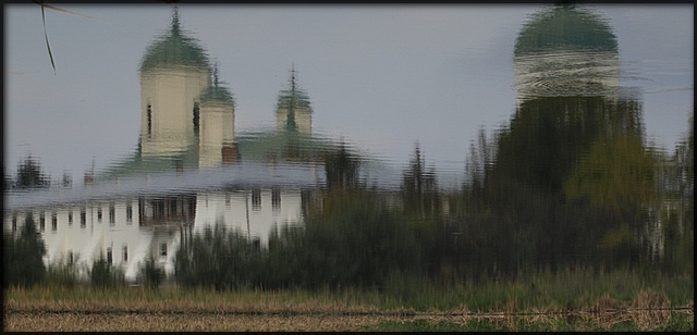The church between waters - Biserica dintre ape