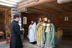 Dionisy, ierei 
Великий вход.... 
2007-10-02 20:28:07