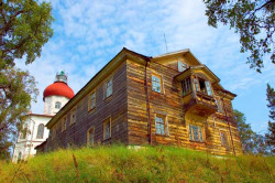 Photoman 
Секирная гора 
2007-10-09 14:09:16