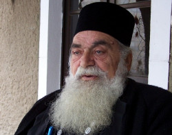 sapuric 
АРХИМАДРИТ ТЕОДОР ШЕШЛИЈА (1934-2007) 
2007-10-10 09:19:45