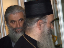 Sve za Hrista 
митрополит Амфилохије и брат Ристо са Пала 
2007-10-17 01:09:17