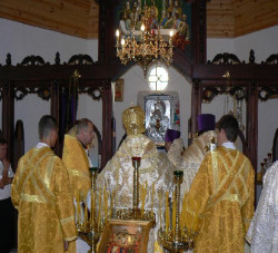 Bąk Andrzej 
Arcybiskup Lubelsko-Chełmski Abel na wyświęceniu cerkwi p.w.Podwyższenia Krzyża  w Korchowie 
2007-10-19 14:44:37