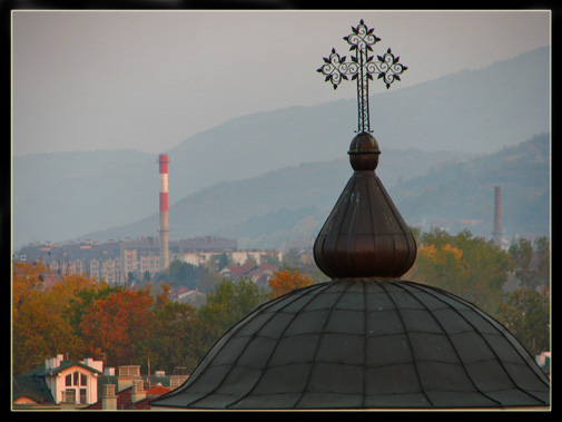 Vera, bdi nad gradom.