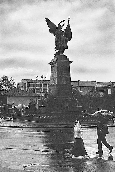 Споменик Косовским јунацима