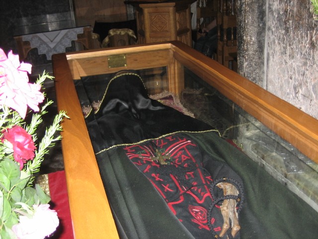 Όσιος Λουκάς - Βοιοτίας (St. Loukas Viotia)