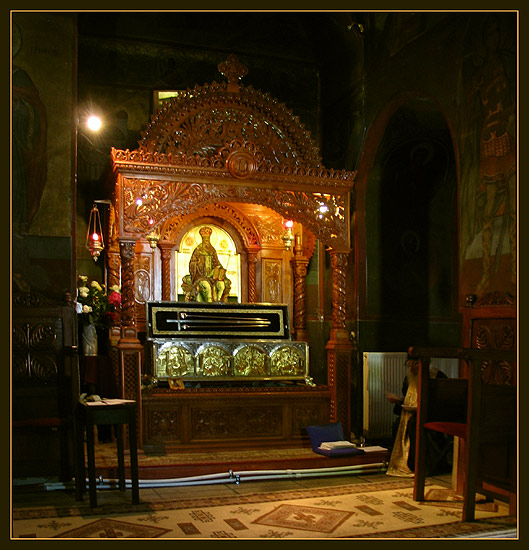 Prayer near Holy Relics of Saint Grigorie Dascalu