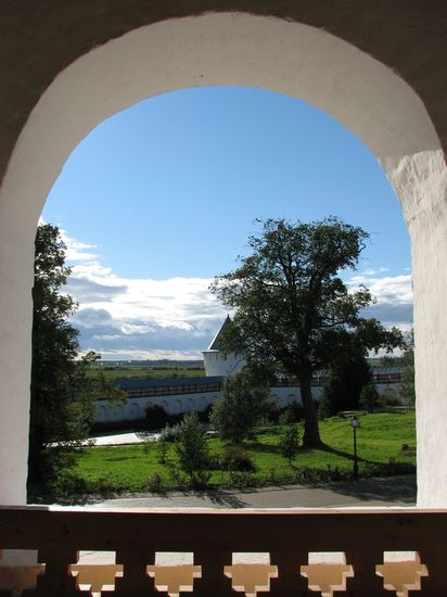 Inside Spaso-Prilustski monastery, Vologda 2007