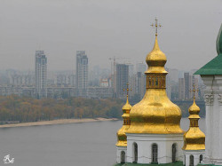 Rostyslaw 
Київ. Лавра з видом на Дарницю 
2007-11-04 15:37:38