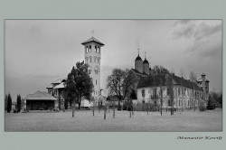GuliVar 
Манастир Ковиљ 
2007-11-19 13:30:48