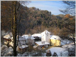 zidan2703 
Manastirea Iezer, Cheia - Valcea 
2007-11-22 12:24:16