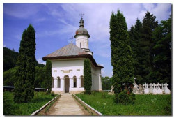 carol 
Biserica cimitirului Manastirii Secu 
2007-11-26 17:35:51