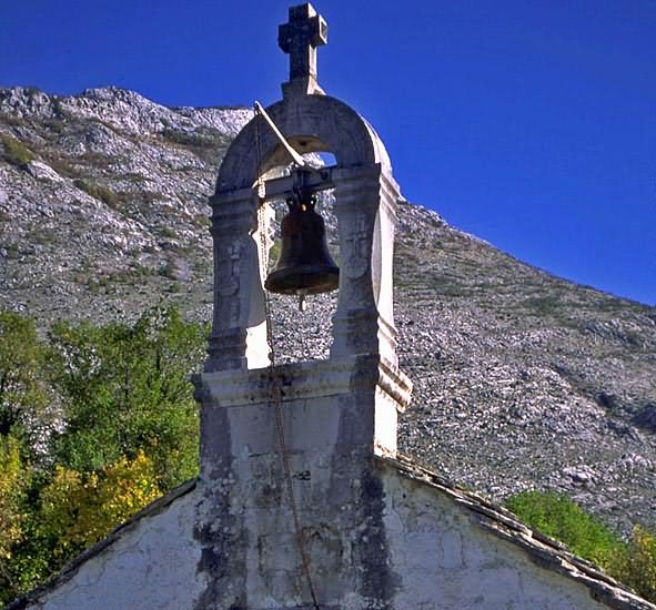 Καμπαναριό στη νότια Ερζεγοβίνη - Bellfry in Southern Herzegovina