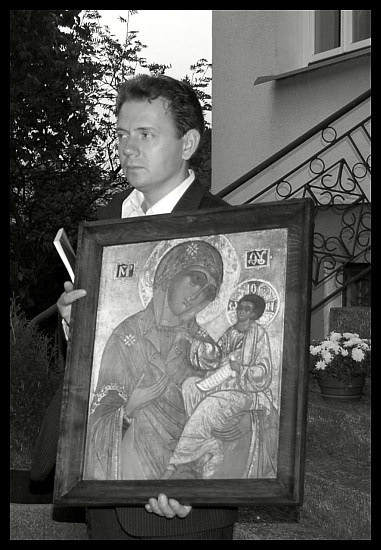 Preswiataja Bogorodice spasaj nas...