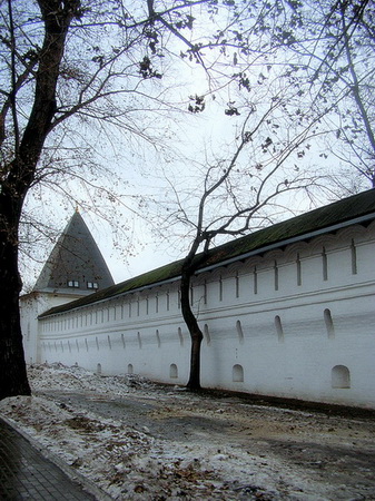 В Андрониковом монастыре