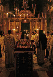 stevica 
Evening service in Decani Monastery 
2007-12-12 12:00:45