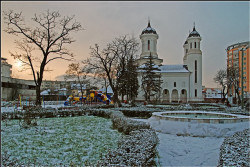 ovidiu_m 
sunset in town 
2007-12-16 13:57:40