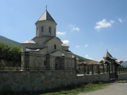 justa 
St Ilia the Righteous (tsminda ilia martali) church in Saguramo 
2007-12-28 21:52:31