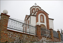 Isa 
Вршац - Црква Теодора вршачког 
2007-12-30 21:46:03