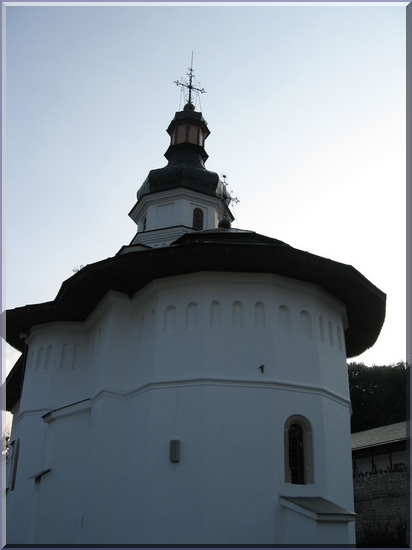 Biserica manastirii Bogdana, jud Bacau
