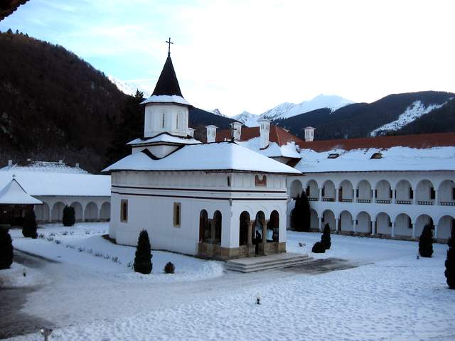 Manastirea Brancoveanu - Sambata de Sus 2