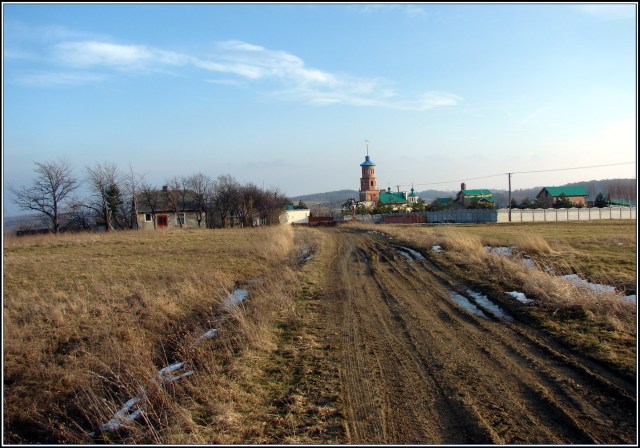 monaster Ujkowice