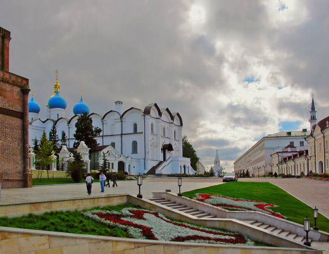 In Kazan Kremlin (В Казанском Кремле)