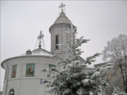 OvidiuMihail 
Biserica Sfinţii Atanasie şi Chiril din Ploieşti (25/12/2007) 
2008-01-04 19:30:19