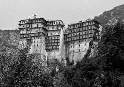 thiv56 
Ι. Μονή Σίμωνος Πέτρας - Simonos Petras H. Monastery 
2008-01-15 12:22:29