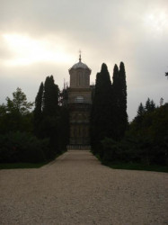 bmimv 
Apus in manastire 
2008-01-20 19:51:23