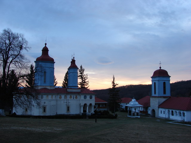  Asfintit la M.Ciolanu, judetul Buzau