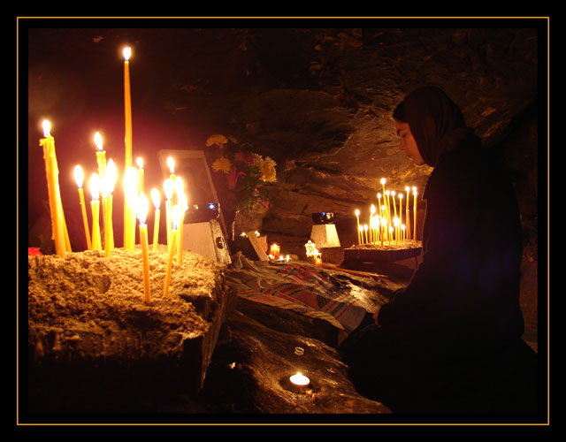 Lumineaza-ne pe noi Doamne cu poruncile Tale