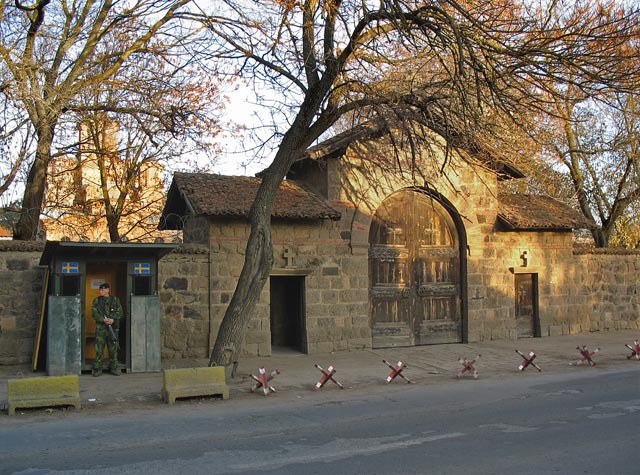 Monastery gate/Манастирска капија