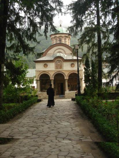 Manastirea Cozia, Valcea