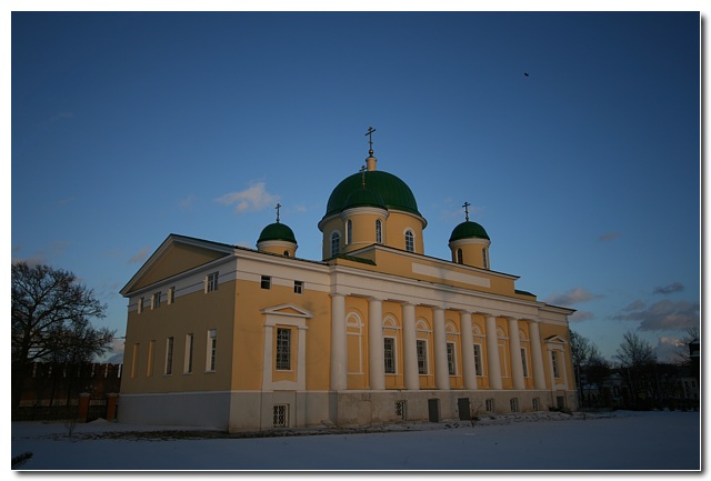 Тула. Успенский монастырь. Церковь Спаса Преображения
