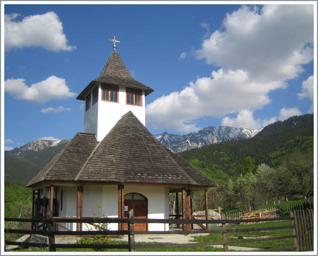 Primavara in satul Simon, Bran - Brasov
