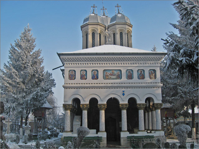 Biserica Adormirea Maicii Domnului