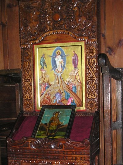 В  Храм  Арх. Михаил, Варна