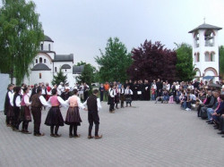 batinicm 
Прослава храмовне славе 
2008-02-04 08:24:16