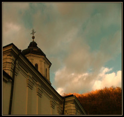 mikica 
Манастир Беочин +++ Beočin Monastery 
2008-02-13 17:03:16