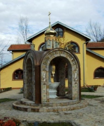 goran 
Манастир Покрова Пресвете Богородице 
2008-02-25 20:41:09