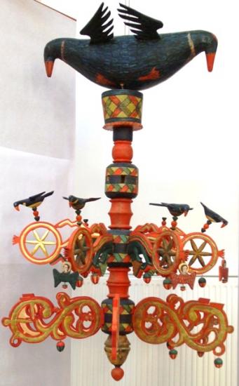 Candelabru din lemn